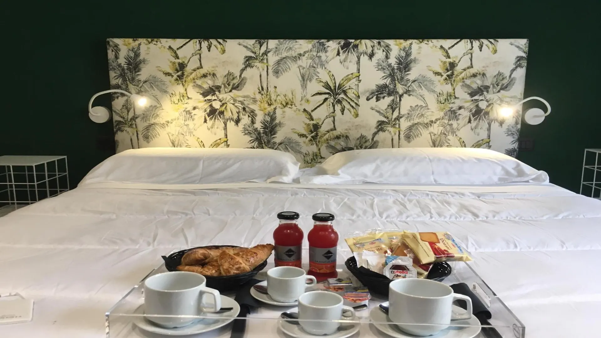 Bed and breakfast Casa Pacifico Napoli 3*, Naples
