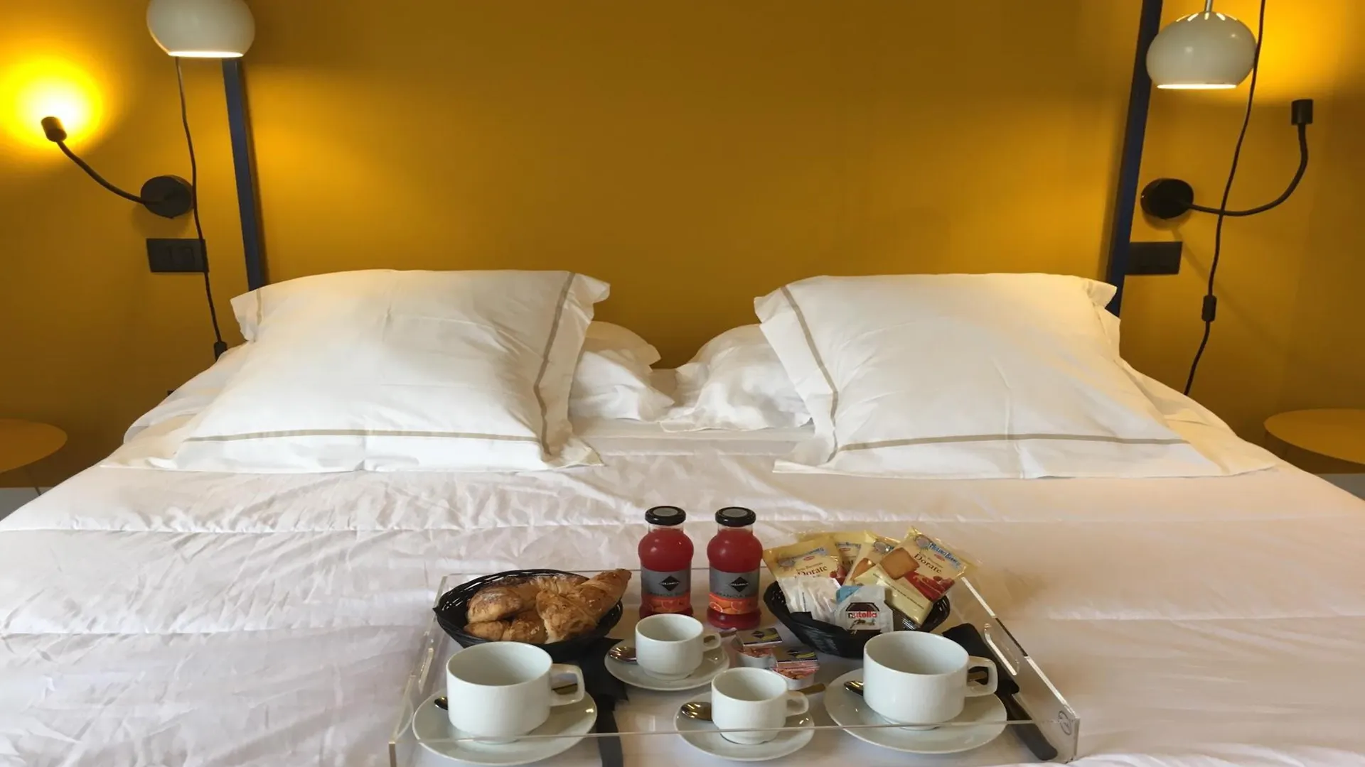 *** Couette-café Bed and breakfast Casa Pacifico Napoli Italie